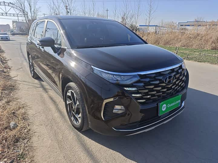 Фото 4 - Hyundai Custo