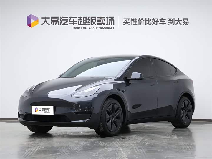 Фото 1 - Tesla Model Y