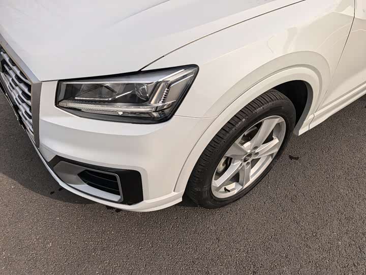 Фото 4 - Audi Q2L