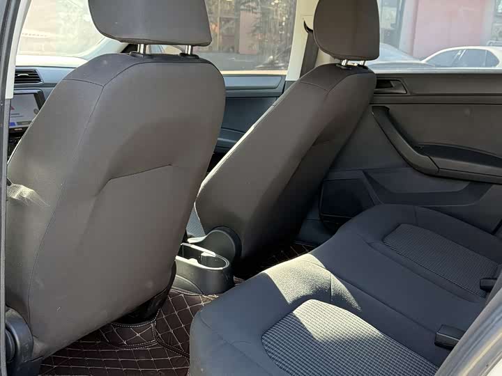 Фото 5 - Volkswagen Santana