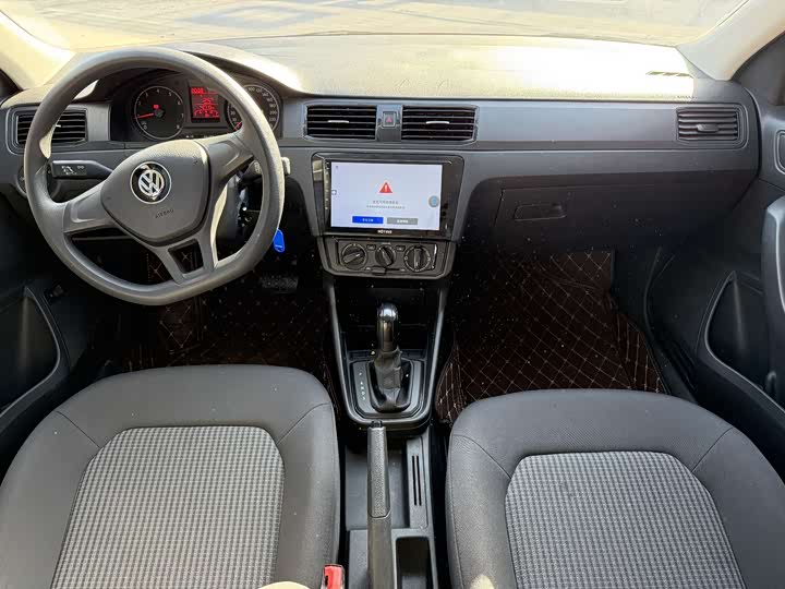 Фото 7 - Volkswagen Santana
