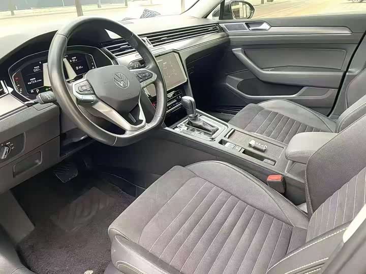 Фото 4 - Volkswagen Magotan