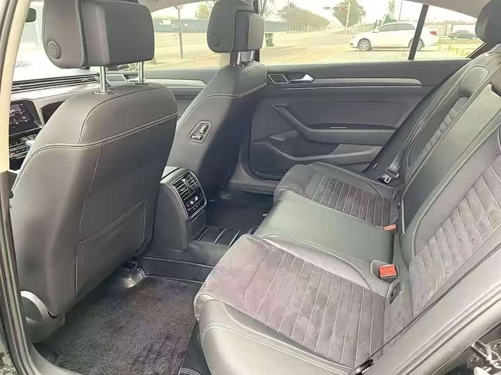 Фото 6 - Volkswagen Magotan