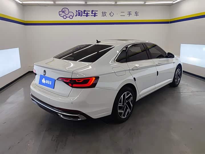 Фото 3 - Volkswagen Sagitar L