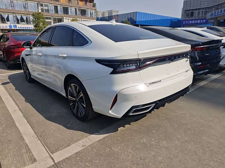 Фото 3 - Chery Arrizo 8