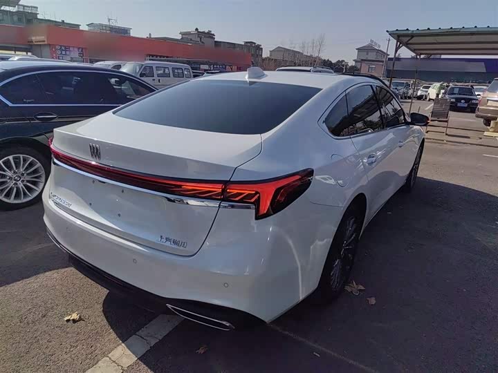 Фото 7 - Buick LaCrosse