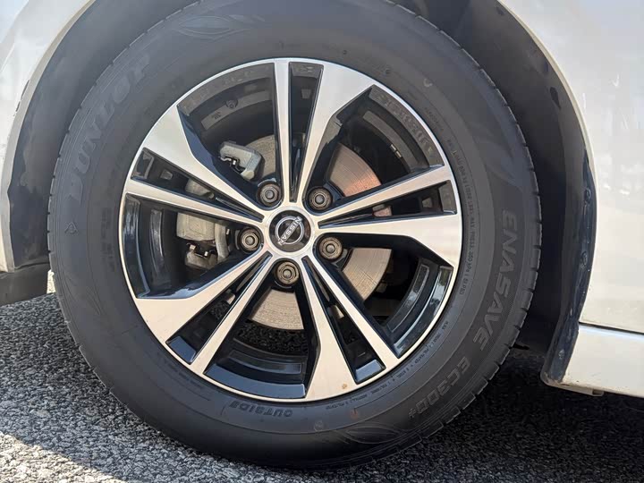 Фото 6 - Nissan Sylphy