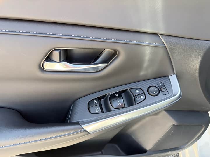 Фото 7 - Nissan Sylphy