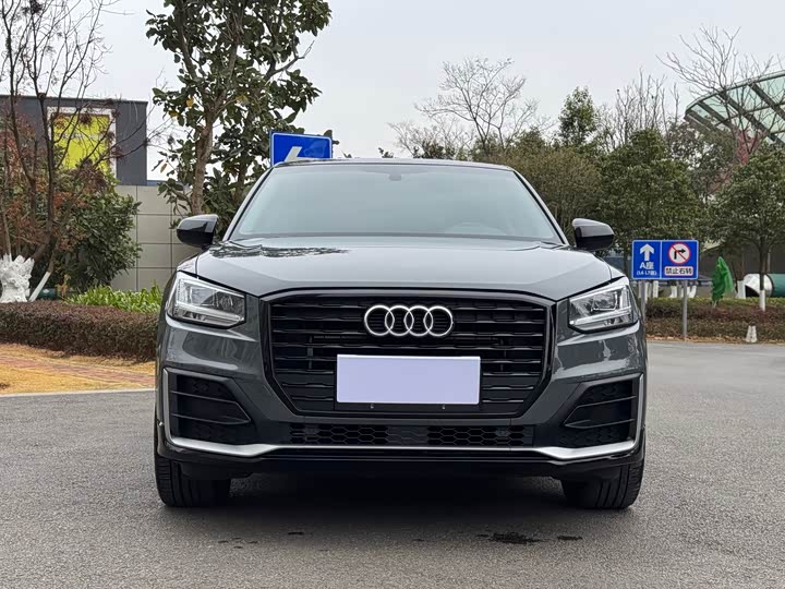 Фото 2 - Audi Q2L