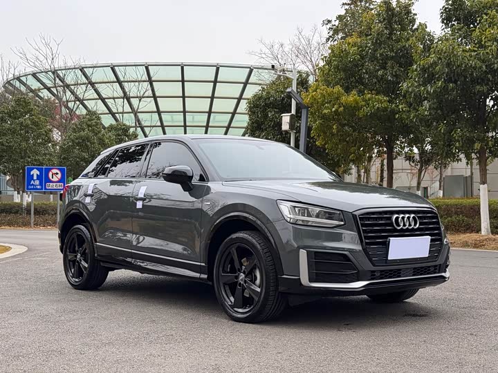 Фото 3 - Audi Q2L