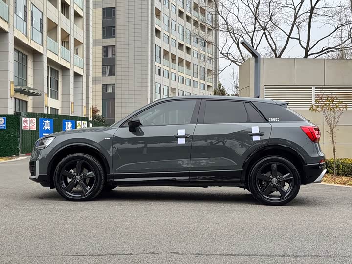 Фото 4 - Audi Q2L