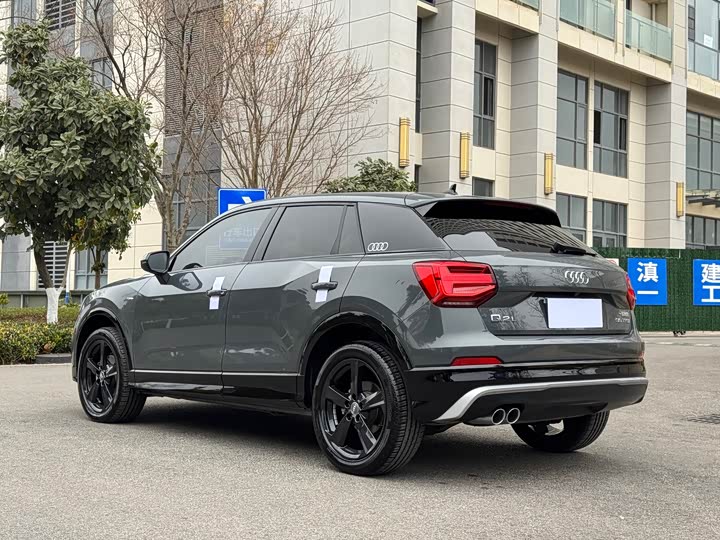 Фото 6 - Audi Q2L
