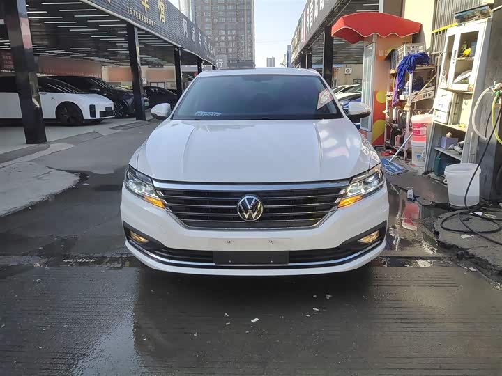 Фото 3 - Volkswagen Lavida