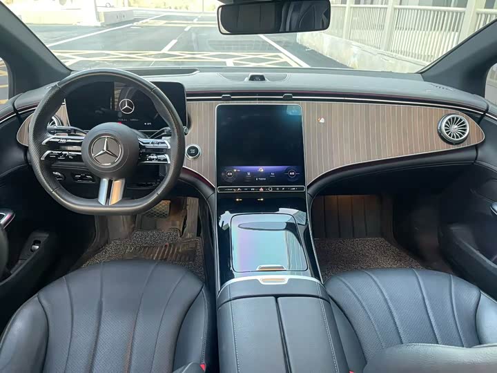 Фото 5 - Mercedes-Benz EQE