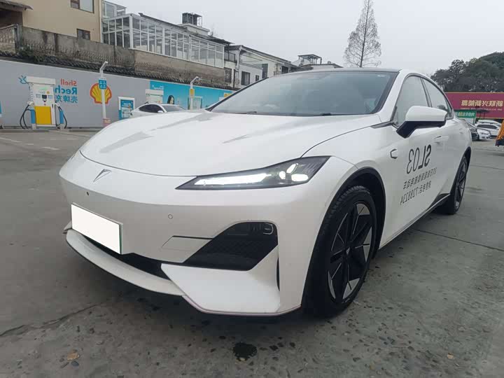 Фото 1 - Changan Deepal SL03