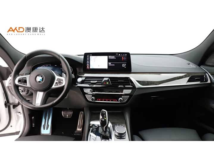 Фото 5 - BMW 6 Series GT