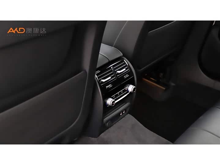 Фото 9 - BMW 6 Series GT