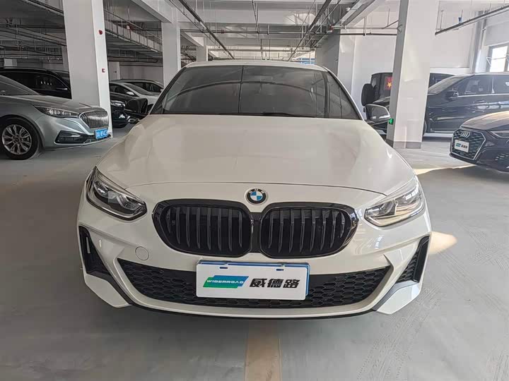 Фото 2 - BMW 1 Series