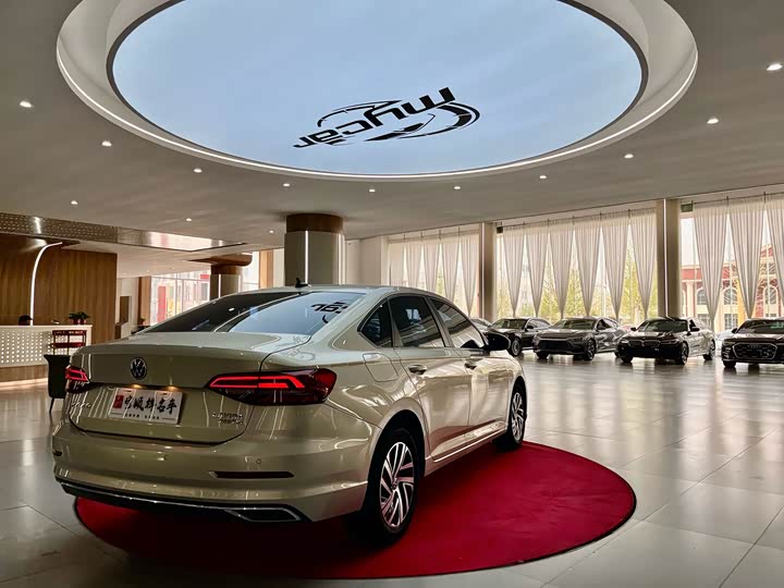 Фото 5 - Volkswagen Lavida