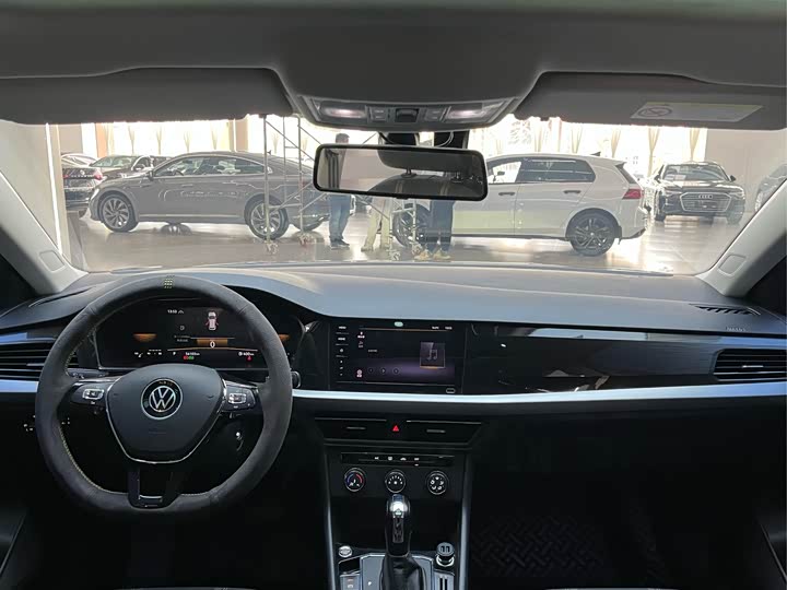 Фото 9 - Volkswagen Lavida