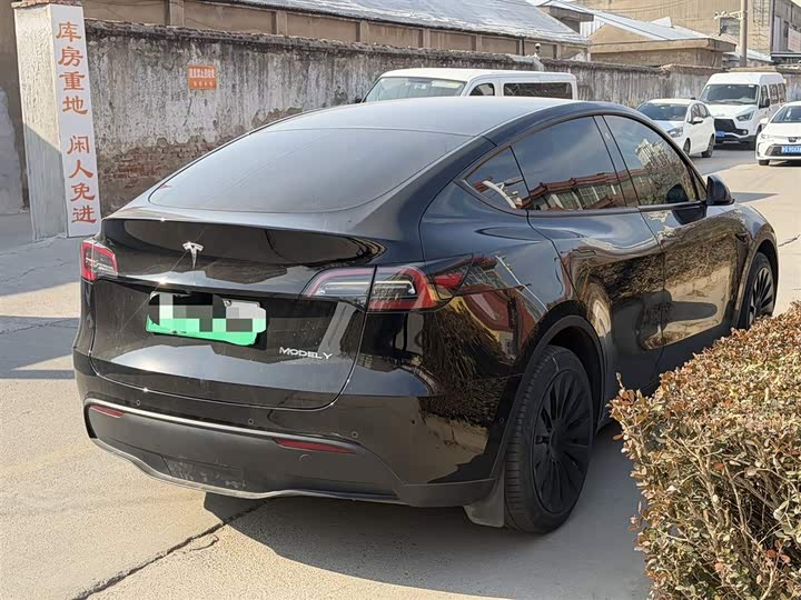 Фото 5 - Tesla Model Y