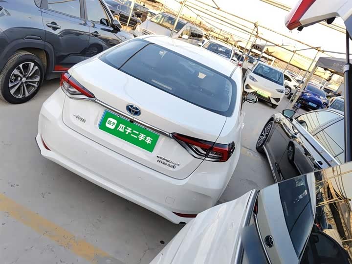 Фото 7 - Toyota Corolla