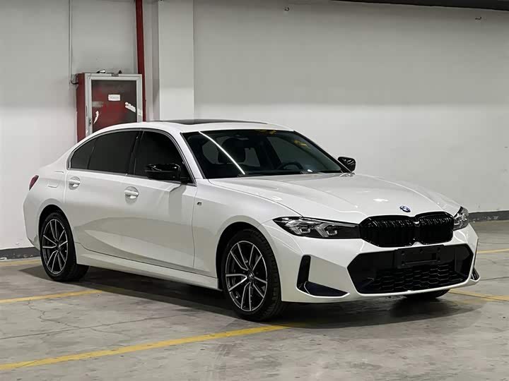 Фото 3 - BMW 3 Series