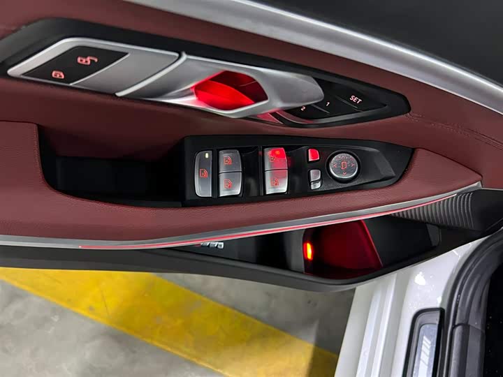 Фото 9 - BMW 3 Series