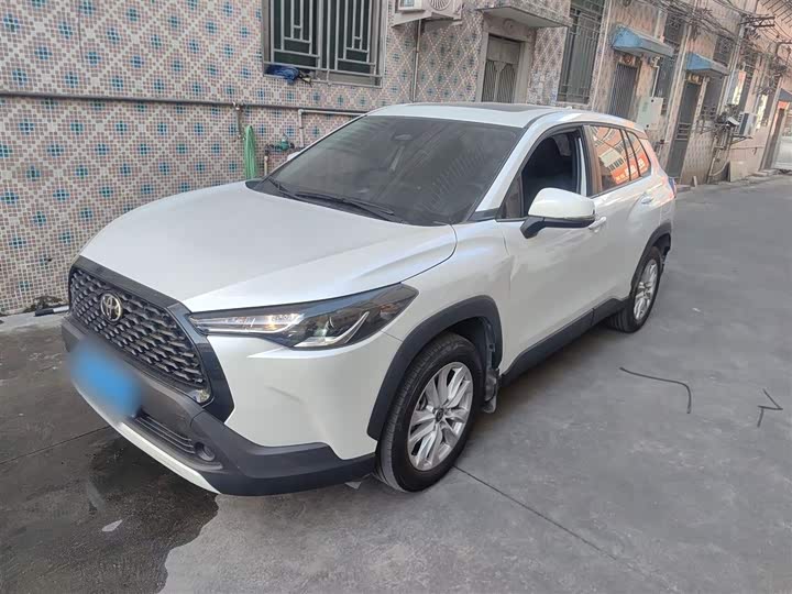 Фото 2 - Toyota Corolla Cross