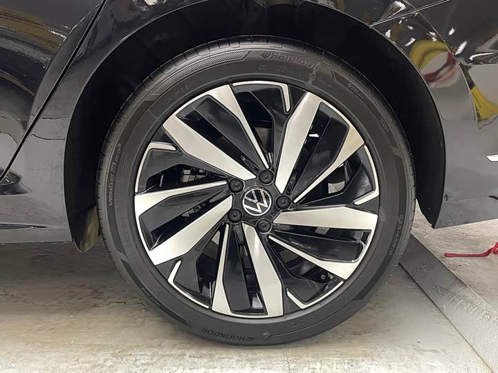 Фото 6 - Volkswagen Passat