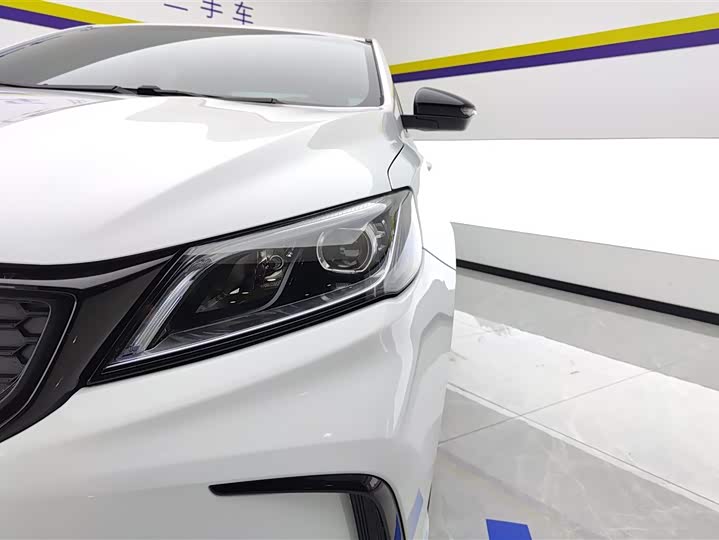 Фото 5 - Geely Binrui