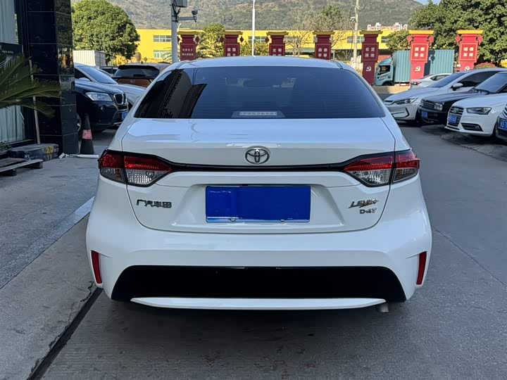 Фото 5 - Toyota Levin