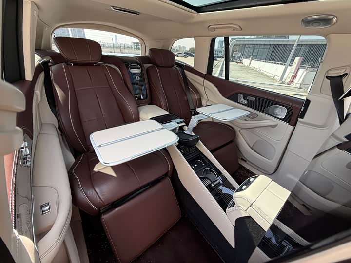 Фото 8 - Mercedes-Benz GLS-Class