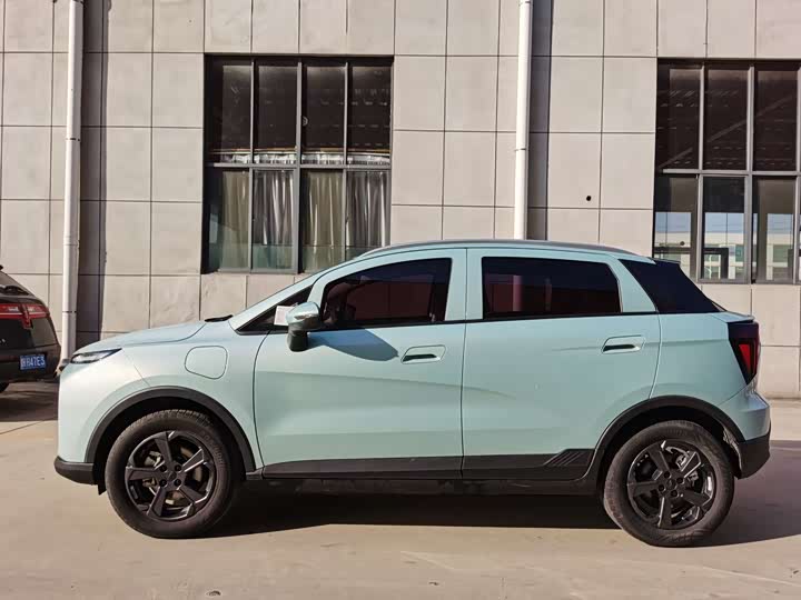 Фото 4 - Geely Geometry E Firefly