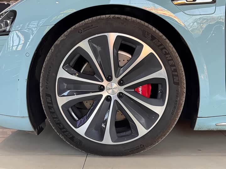 Фото 5 - Luxeed S7