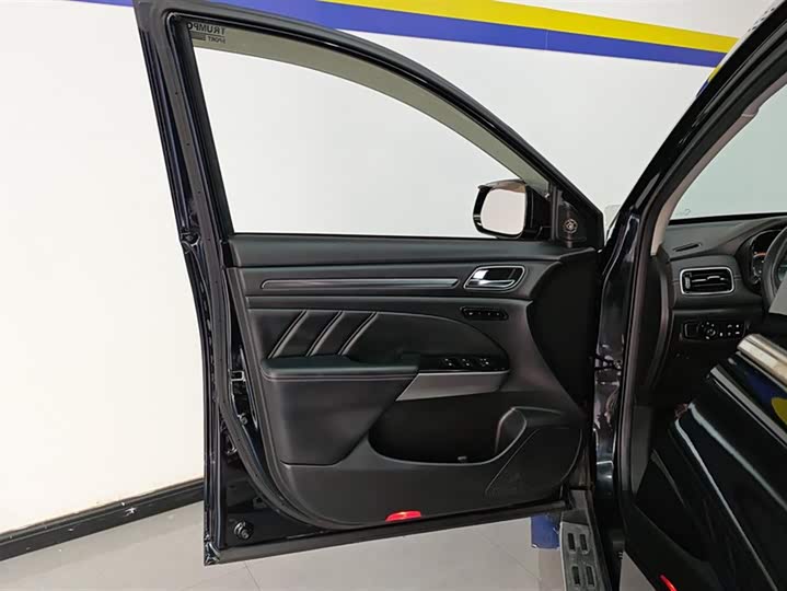 Фото 7 - GAC Trumpchi GS8