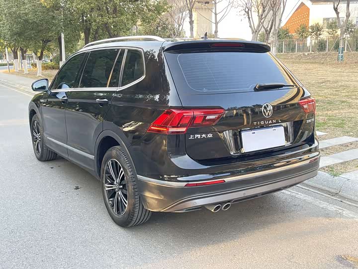 Фото 5 - Volkswagen Tiguan L Pro