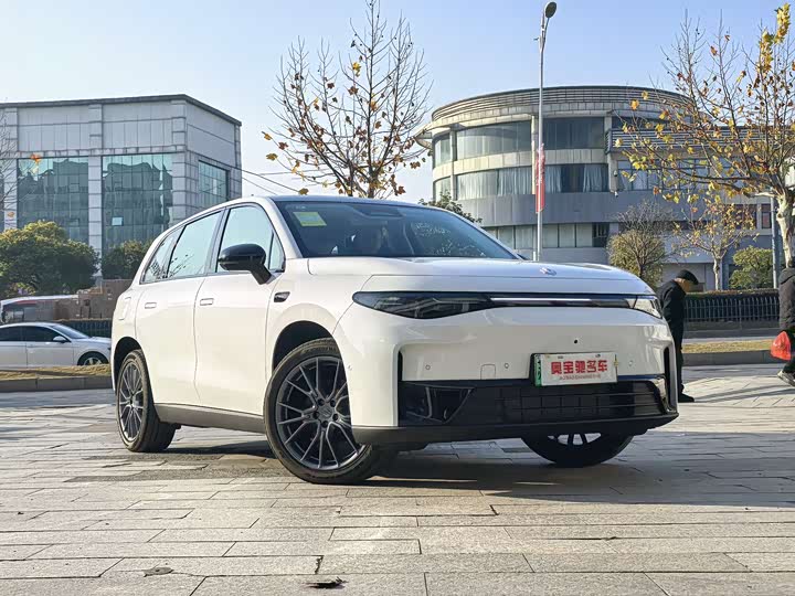 Фото 3 - Leapmotor C10