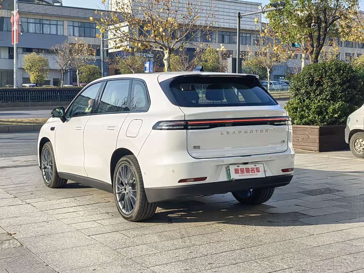 Фото 6 - Leapmotor C10