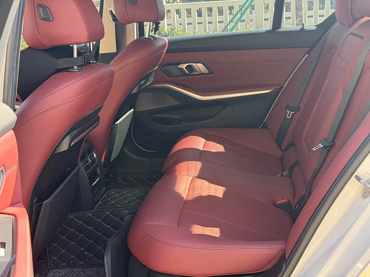 Фото 9 - BMW 3 Series