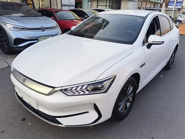 Фото 2 - BYD Qin Plus