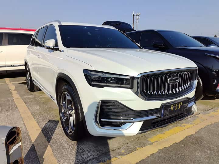 Фото 3 - Geely Monjaro