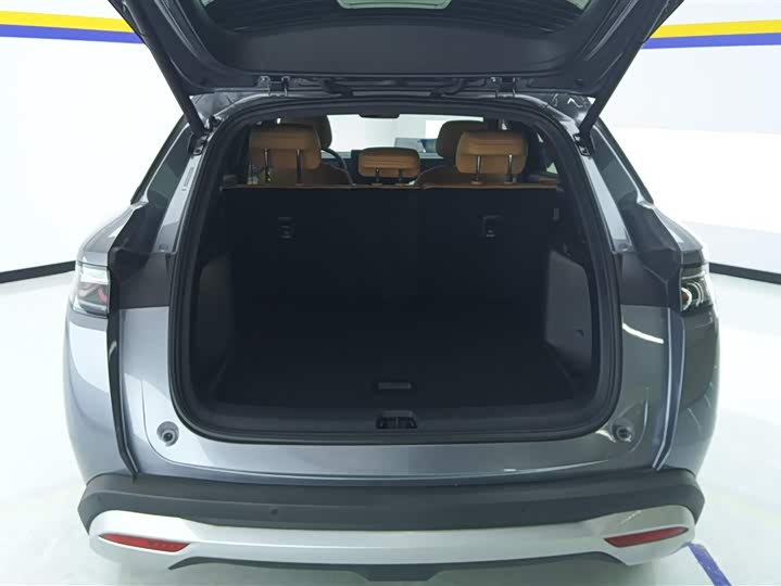 Фото 4 - BYD Song L DM-i Hybrid