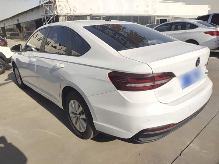 Фото 5 - Volkswagen Lavida