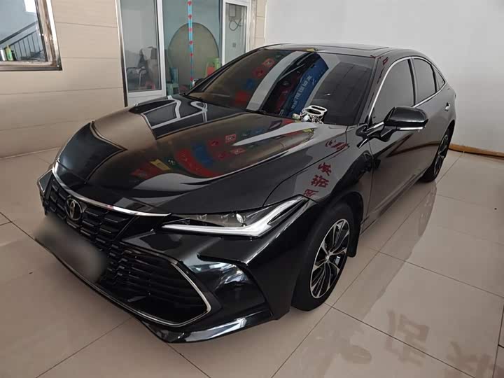 Фото 2 - Toyota Avalon