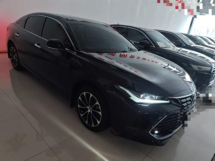 Фото 4 - Toyota Avalon