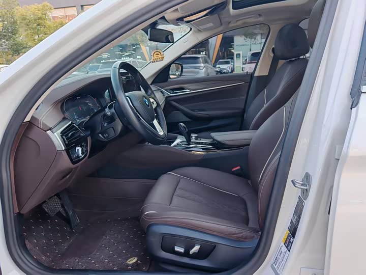 Фото 9 - BMW 5 Series Hybrid