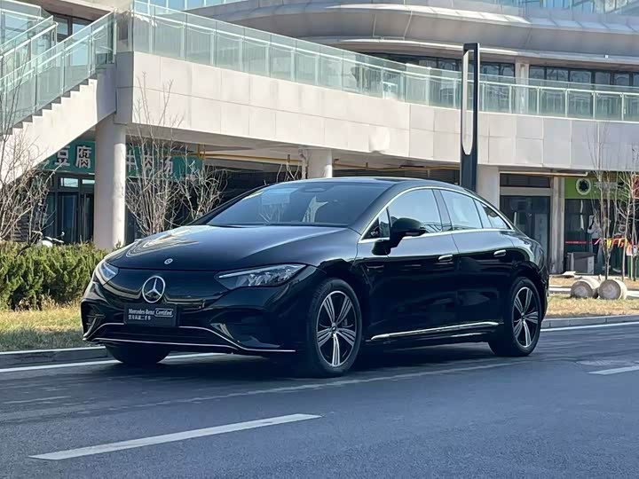 Фото 1 - Mercedes-Benz EQE