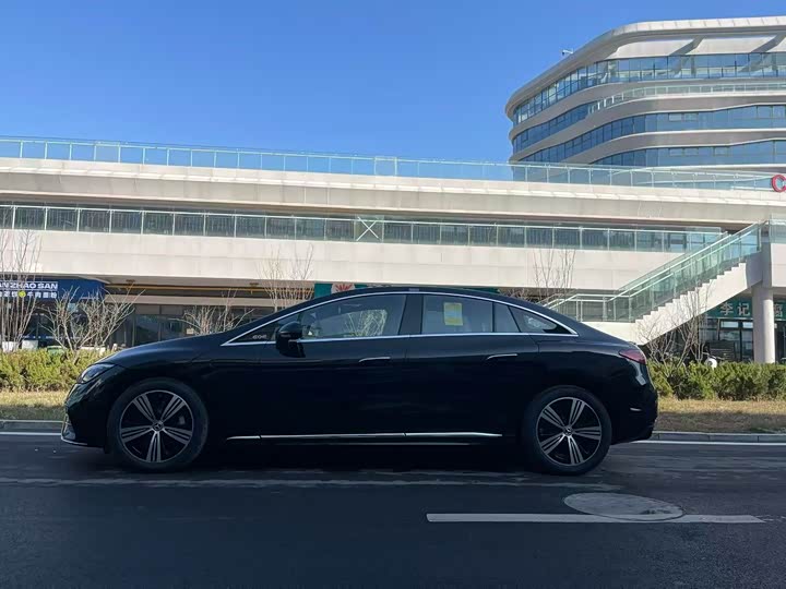 Фото 3 - Mercedes-Benz EQE