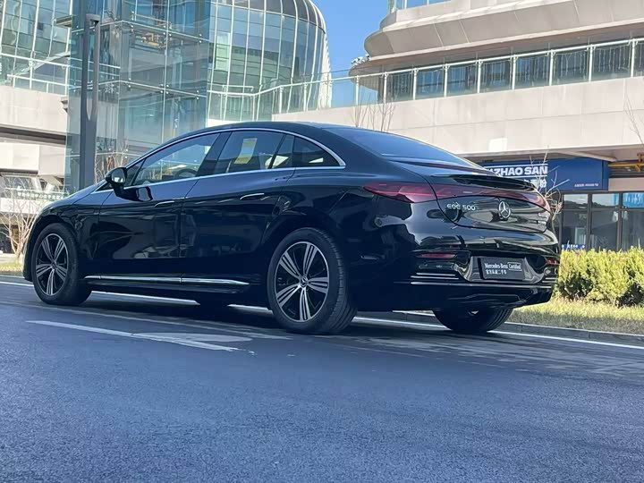 Фото 9 - Mercedes-Benz EQE